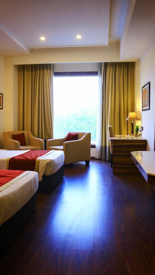 City Park Resort Bahādurgarh Exteriör bild