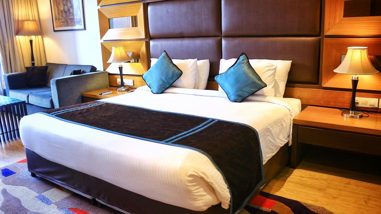 City Park Resort Bahādurgarh Exteriör bild