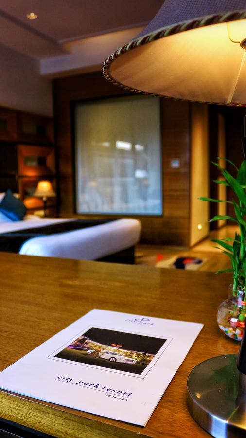 City Park Resort Bahādurgarh Exteriör bild